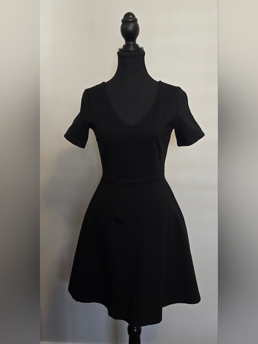 Icone by Simons V Neck Black Fit-and-Flare Dress